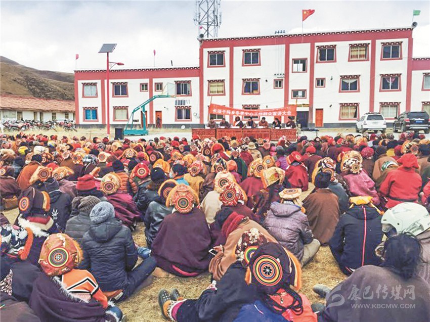 石渠縣開展“千人大下鄉(xiāng)” 、“千人大宣講”、“千人大走訪”活動掠影