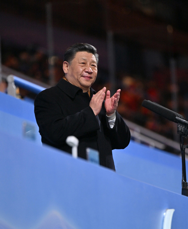 2022年3月4日晚，北京2022年冬殘奧會(huì )開(kāi)幕式在國家體育場(chǎng)隆重舉行。習近平主席出席開(kāi)幕式并宣布北京2022年冬殘奧會(huì )開(kāi)幕。